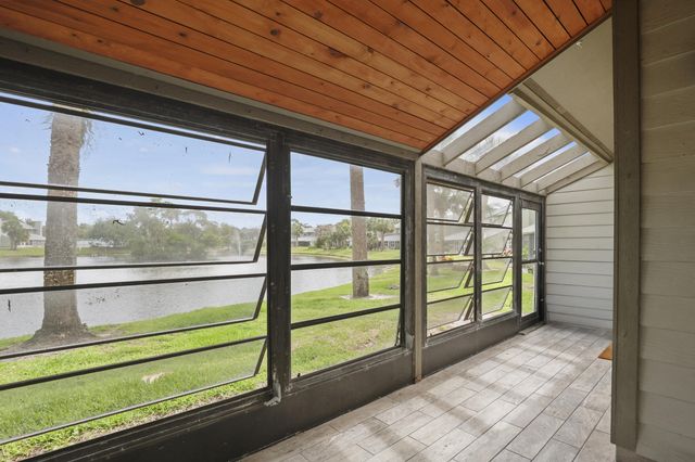 3266 NE Holly Creek Drive, Jensen Beach, FL 34957