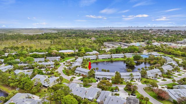 3266 NE Holly Creek Drive, Jensen Beach, FL 34957
