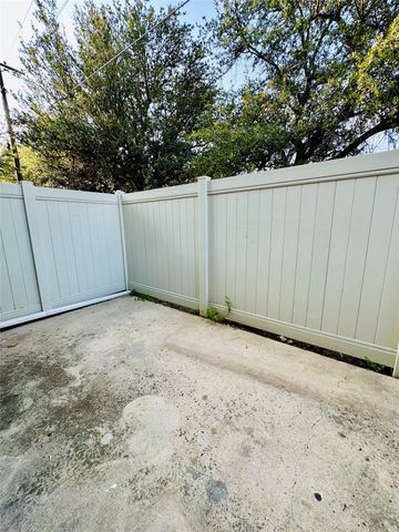 2240 Tarpley Road 234, Carrollton, TX 75006