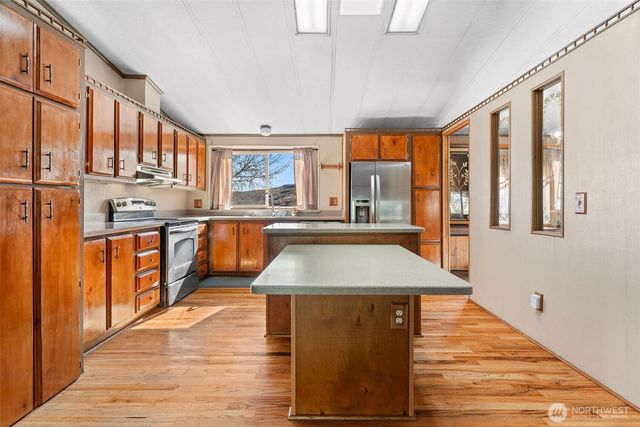 384 SR 173, Brewster, WA 98812