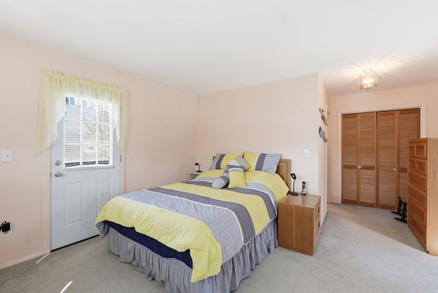 11 Paul St, Auburn, MA 01501