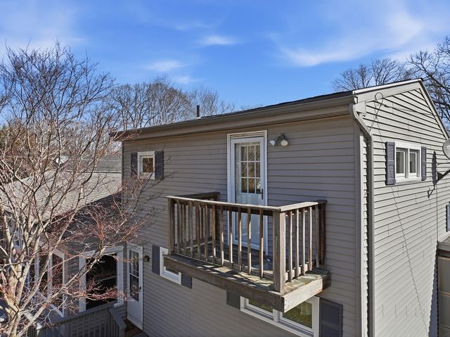 11 Paul St, Auburn, MA 01501