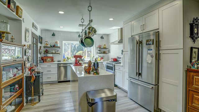 434 Lindsey Street, Bristol, VA 24201
