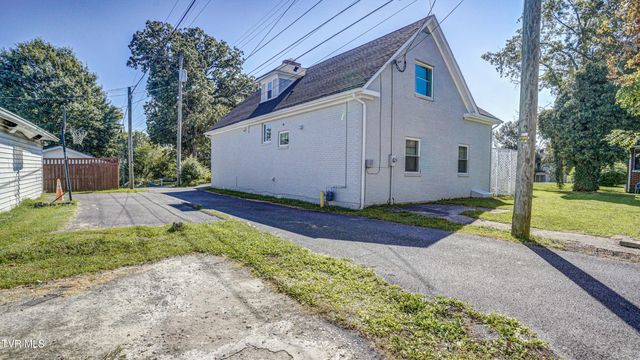 434 Lindsey Street, Bristol, VA 24201