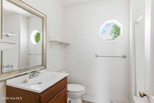 623 S 6th Street, Wilmington, NC 28401
