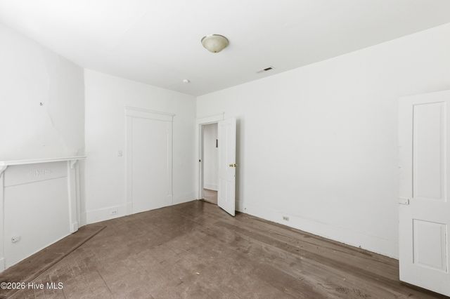 623 S 6th Street, Wilmington, NC 28401