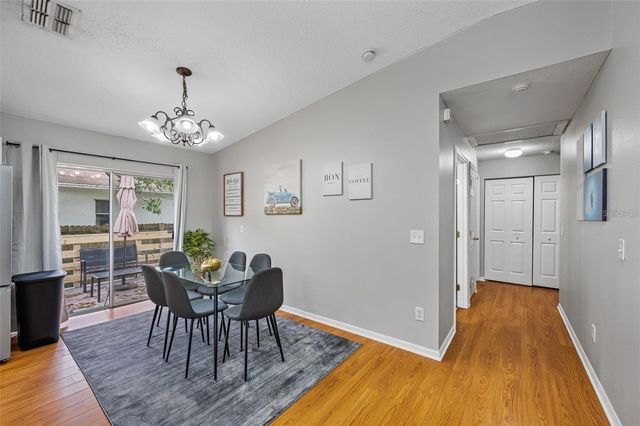 212 W SOUTH AVENUE, Tampa, FL 33603