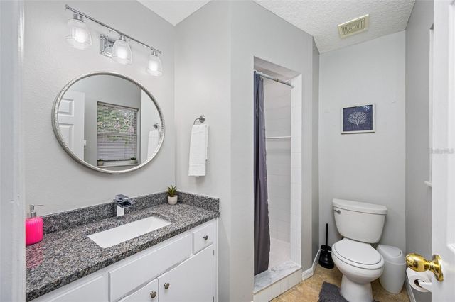 212 W SOUTH AVENUE, Tampa, FL 33603