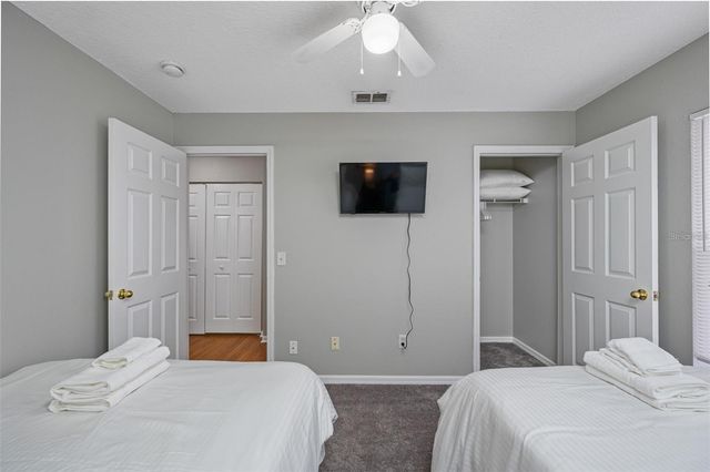 212 W SOUTH AVENUE, Tampa, FL 33603