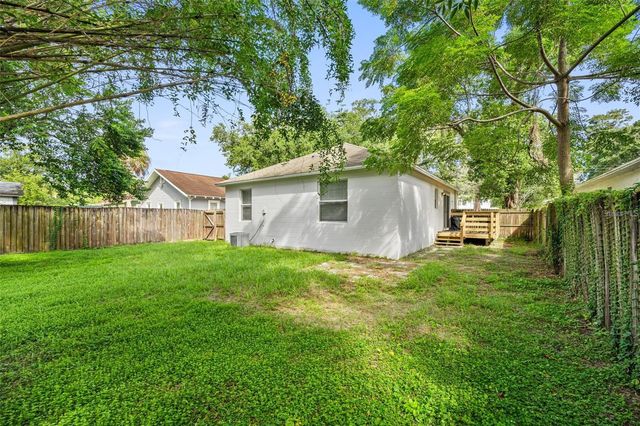 212 W SOUTH AVENUE, Tampa, FL 33603