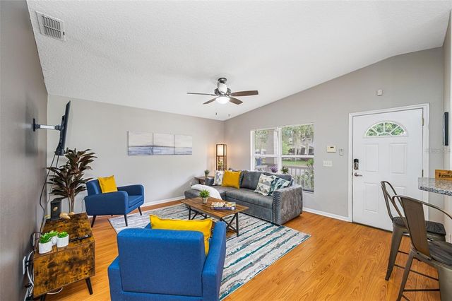 212 W SOUTH AVENUE, Tampa, FL 33603