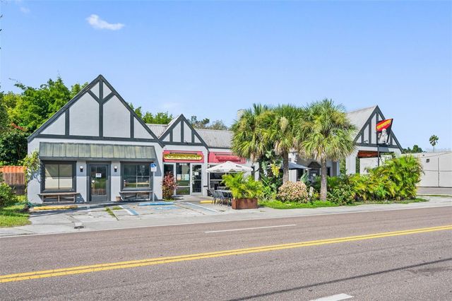 212 W SOUTH AVENUE, Tampa, FL 33603