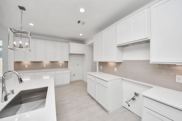 26355 Viva Drive, Magnolia, TX 77066