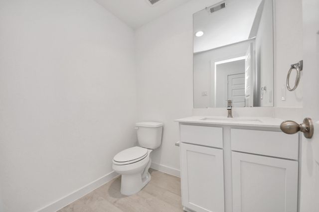 26355 Viva Drive, Magnolia, TX 77066
