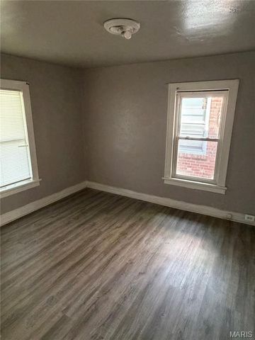 6719 Stratford Avenue, Pine Lawn, MO 63121