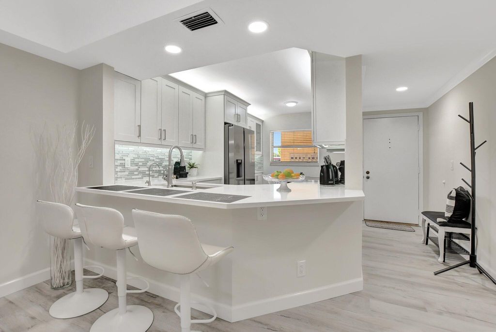 23279 Barwood Lane 105, Boca Raton, FL 33428