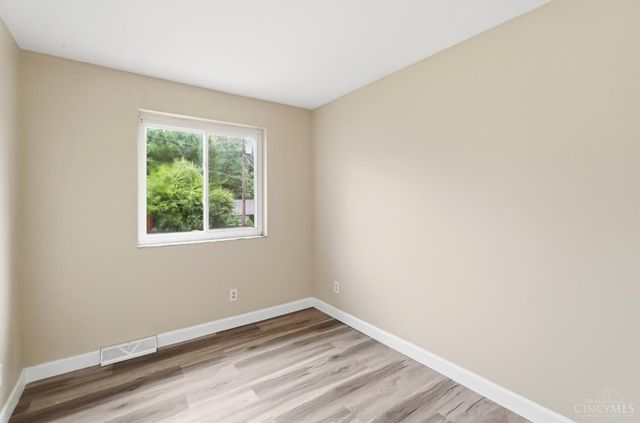 2751 Pickmeier Lane, Cincinnati, OH 45211