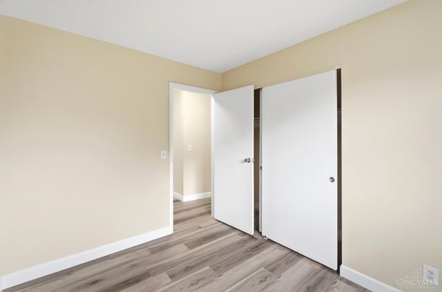 2751 Pickmeier Lane, Cincinnati, OH 45211