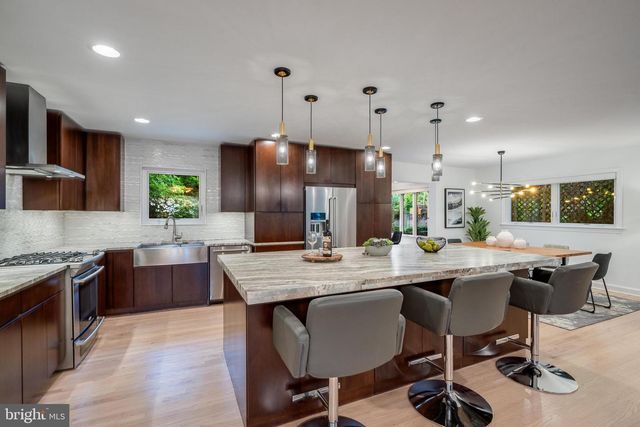 5024 WILLIAMSBURG BLVD, Arlington, VA 22207