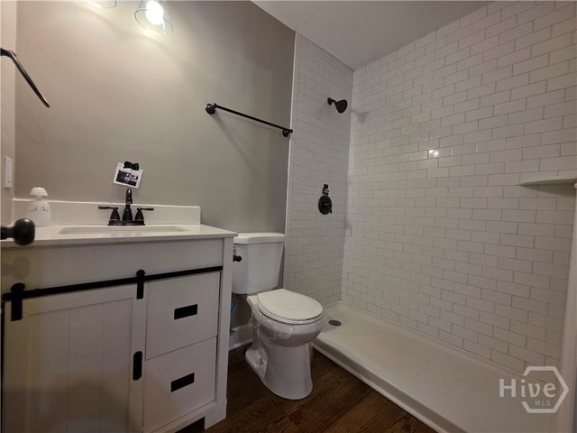 202 E 58 Street, Savannah, GA 31405