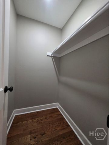 202 E 58 Street, Savannah, GA 31405