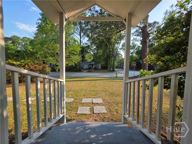 202 E 58 Street, Savannah, GA 31405