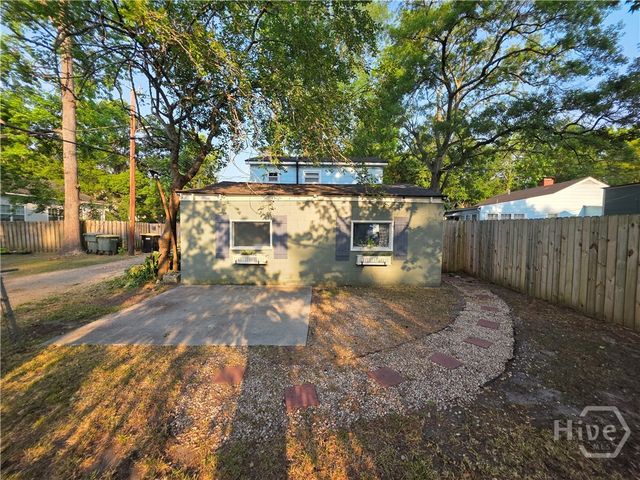 202 E 58 Street, Savannah, GA 31405