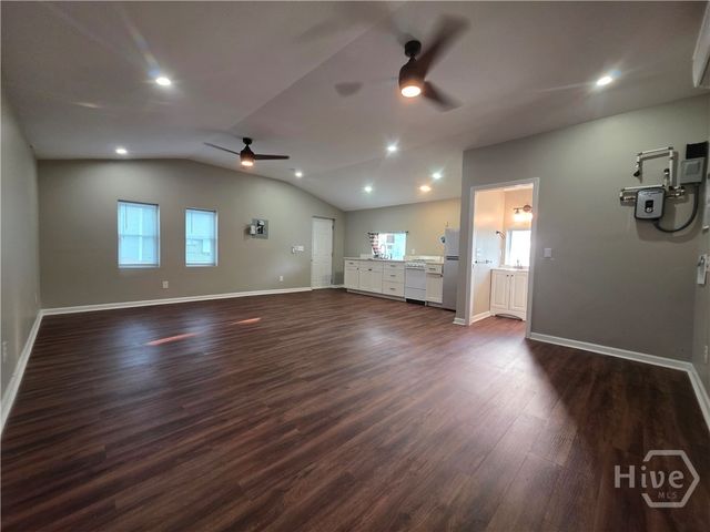 202 E 58 Street, Savannah, GA 31405