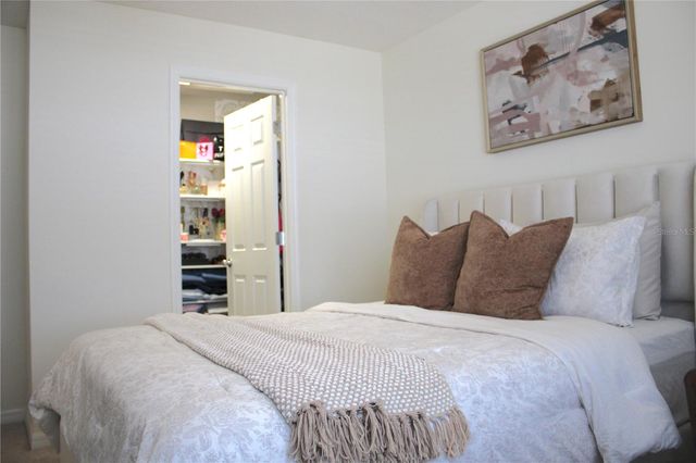 7037 WOODCHASE GLEN DRIVE, Riverview, FL 33578