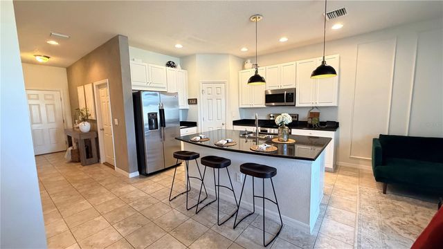 7037 WOODCHASE GLEN DRIVE, Riverview, FL 33578