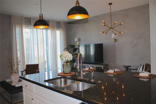 7037 WOODCHASE GLEN DRIVE, Riverview, FL 33578