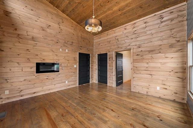 416 Windy Valley Trail, Blue Ridge, GA 30513