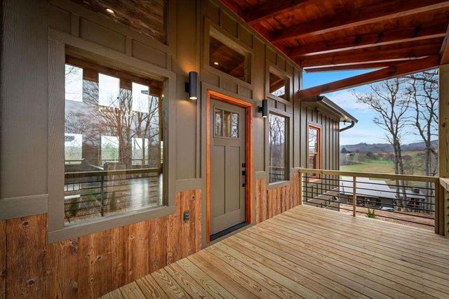 416 Windy Valley Trail, Blue Ridge, GA 30513