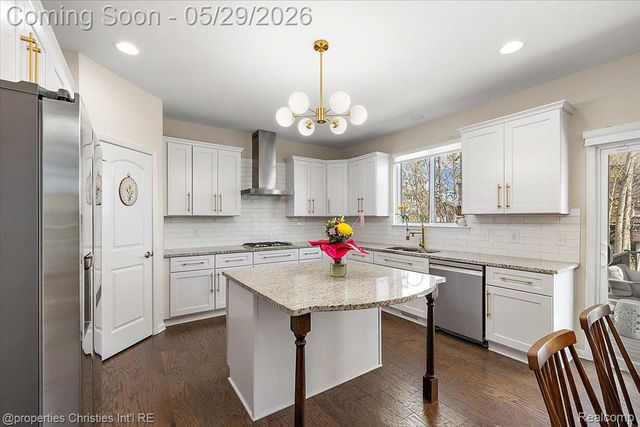 24428 Sheringham Drive, Lyon Charter Township, MI 48178