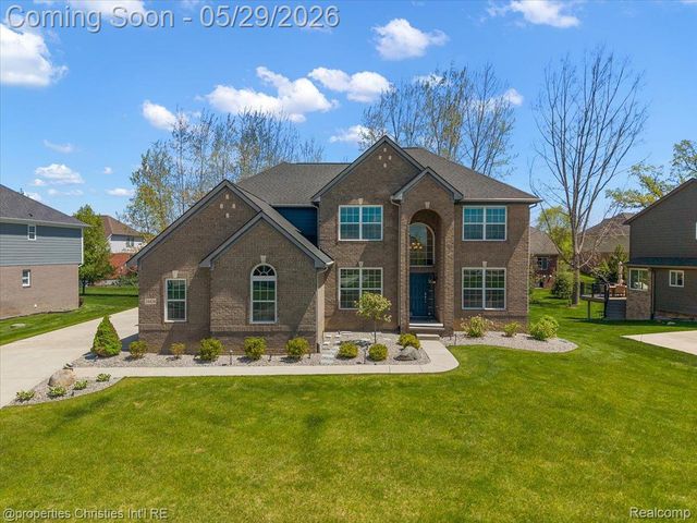 24428 Sheringham Drive, Lyon Charter Township, MI 48178