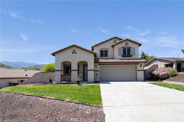 29435 Falling Leaf Drive, Lake Elsinore, CA 92530