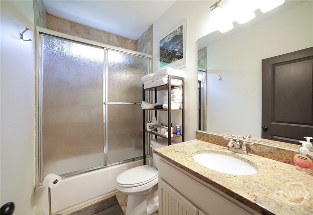 132 N Poplar Street, Athens, GA 30606