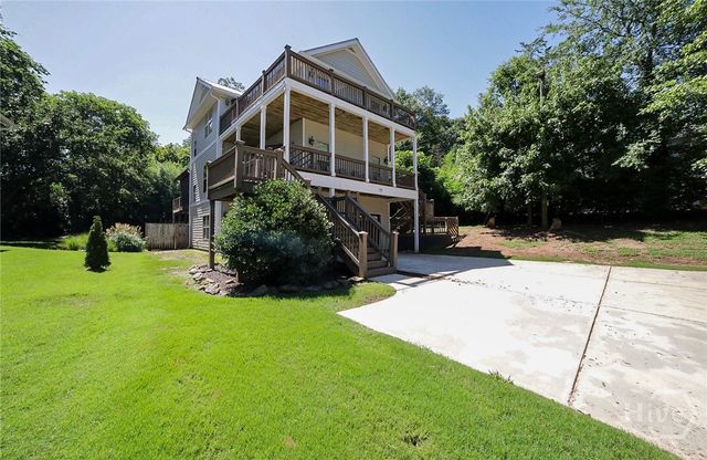132 N Poplar Street, Athens, GA 30606