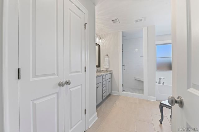 380 Crushing Heights, Pike Road, AL 36064