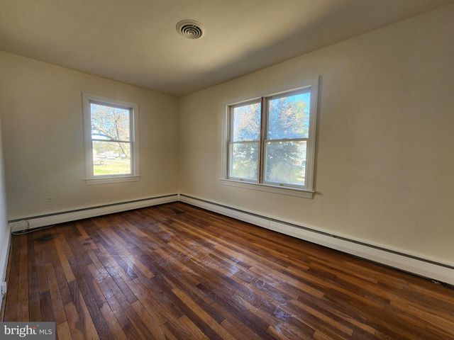 42 S EDGEHILL AVE, Dover, DE 19901