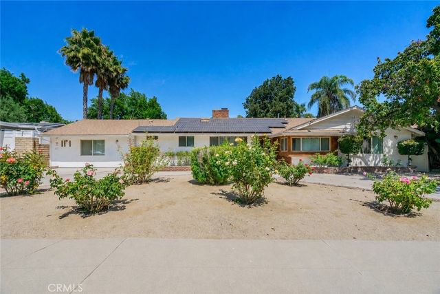 10228 Encino Avenue, Northridge, CA 91325