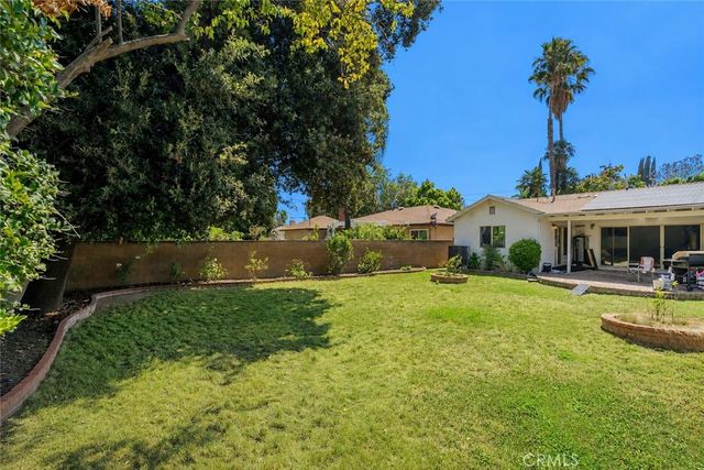 10228 Encino Avenue, Northridge, CA 91325