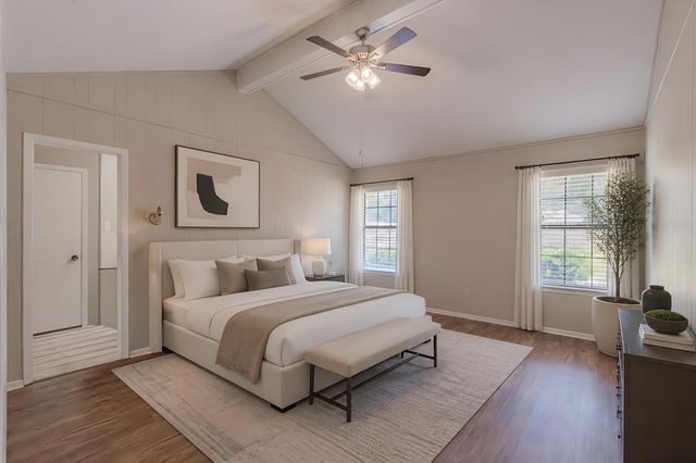 1015 Meadowlark Lane, Granbury, TX 76048