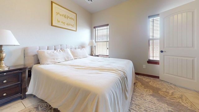 33 Blue Meadow, Elgin, OK 73538