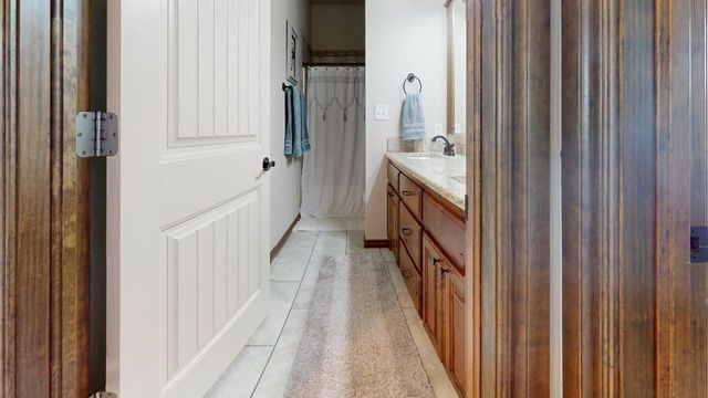 33 Blue Meadow, Elgin, OK 73538