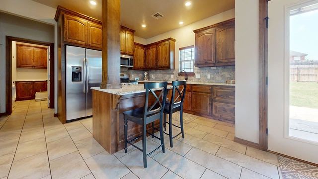 33 Blue Meadow, Elgin, OK 73538