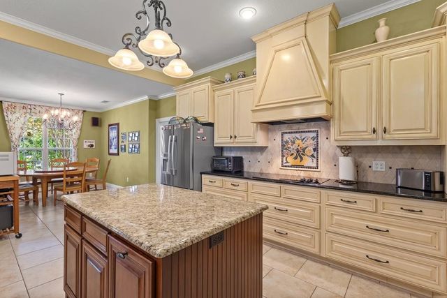 5270 Saddle Ridge Court, Athens, TX 75752