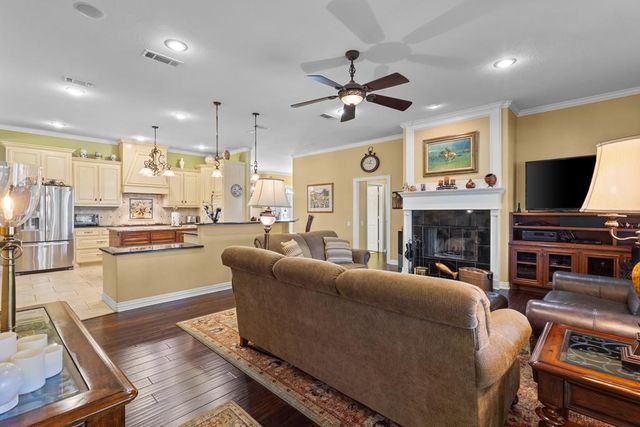 5270 Saddle Ridge Court, Athens, TX 75752