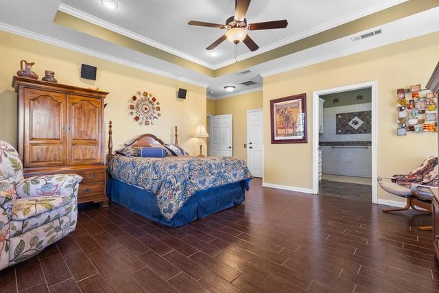 5270 Saddle Ridge Court, Athens, TX 75752