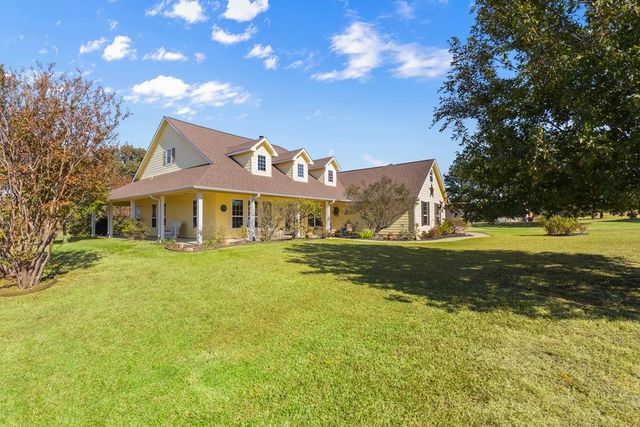 5270 Saddle Ridge Court, Athens, TX 75752